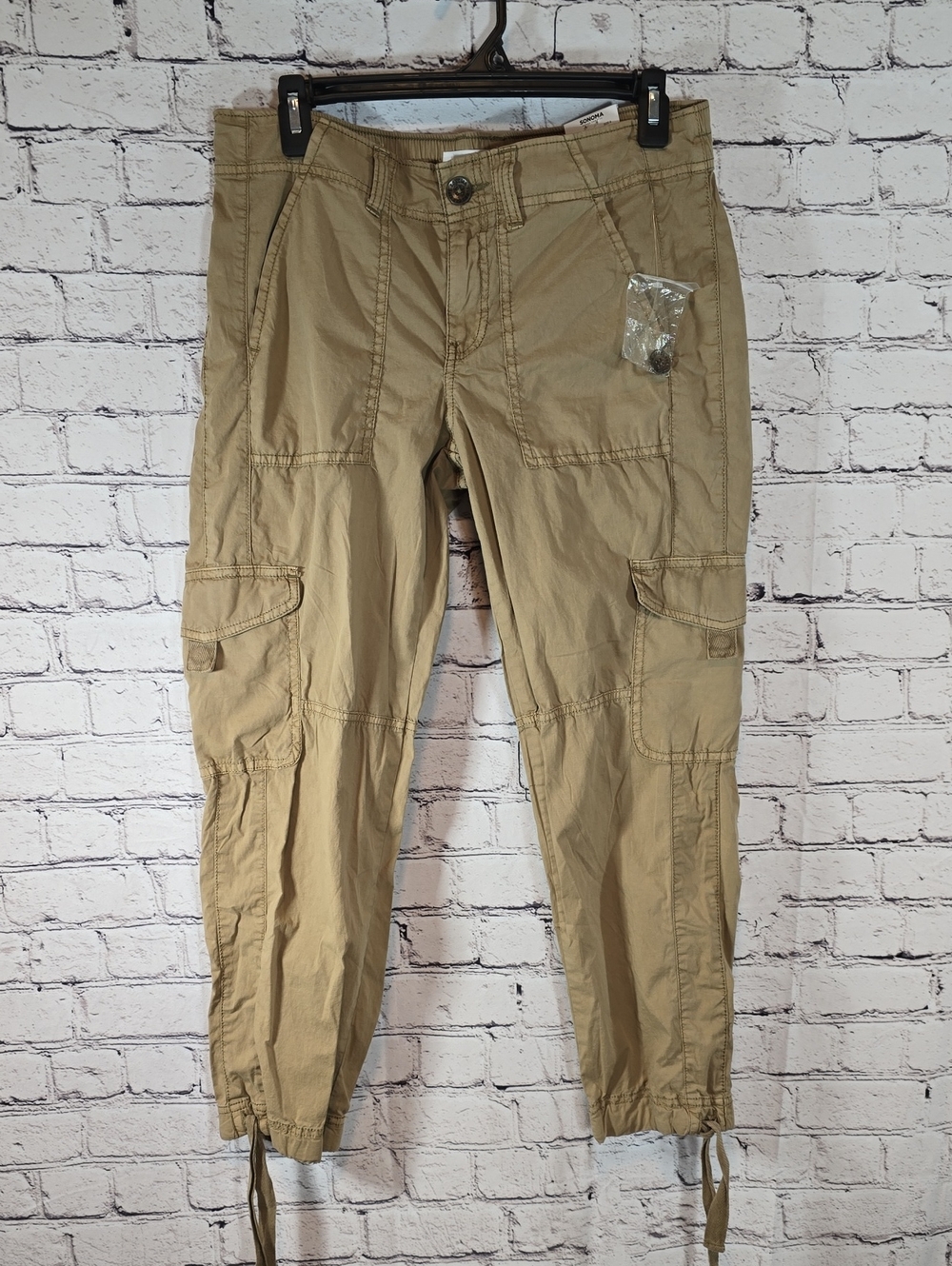 Sonoma Tan Capri Cargo Pants with Drawstring Ankles Size 8 NWT